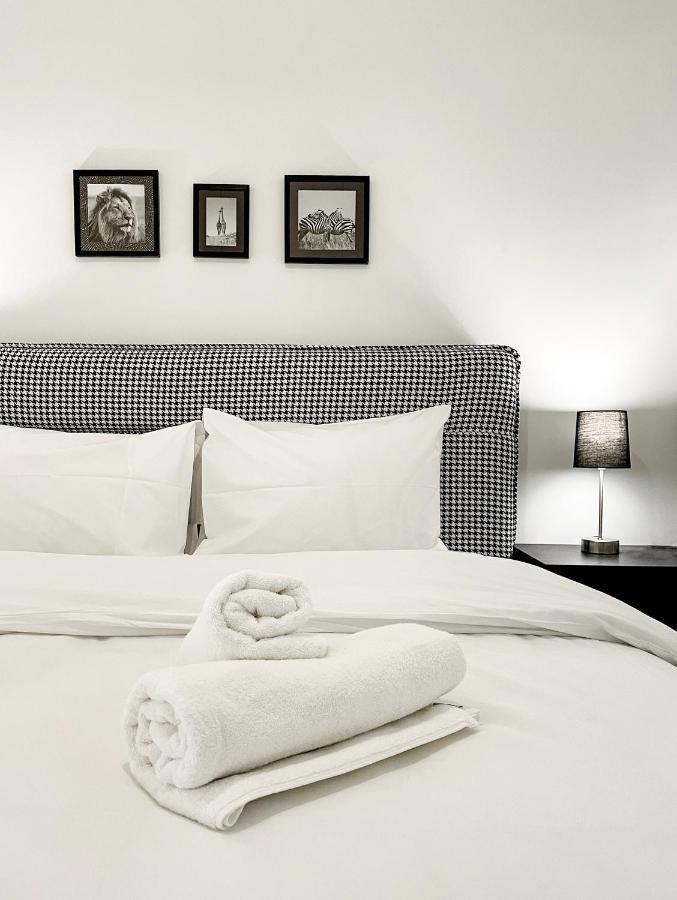 Soho Modern 55Sqm Studio With Secret Garden Apartment Athens Exterior photo
